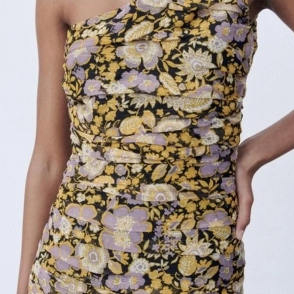 NWOT Zara Mini dress One shoulder Floral Draped Ruched Black Lavender Yellow M - Picture 5 of 16
